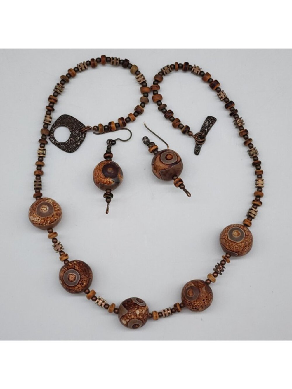 Bohemian Dzi Agate Necklace & Earring Set With Unique Patterned Spheres - Picture 4 of 11